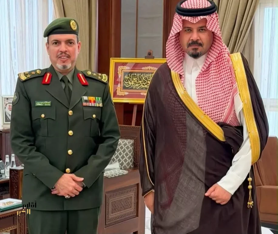 أمير المدينة المنورة يستقبل مدير جوازات المنطقة