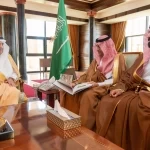 أمير تبوك يتسلم التقرير السنوي لمطار الأمير سلطان بن عبدالعزيز الدولي