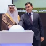 وزير الصحة يدشن الربط الرقمي بين مستشفى صحة الافتراضي ووزارة الصحة الأوزبكية