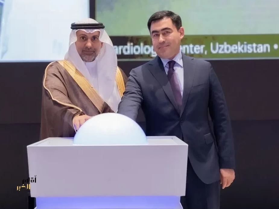 وزير الصحة يدشن الربط الرقمي بين مستشفى صحة الافتراضي ووزارة الصحة الأوزبكية