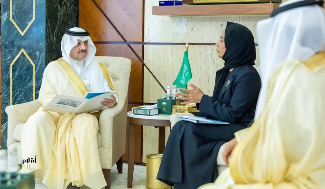 أمير الشرقية يستقبل الأمين العام لمجلس المنطقة الشرقية للمسؤولية الاجتماعية "أبصر"