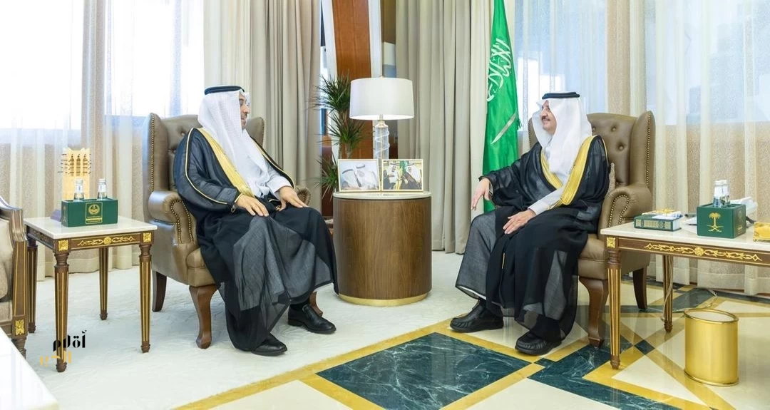 أمير المنطقة الشرقية يستقبل رئيس الهيئة السعودية للمياه