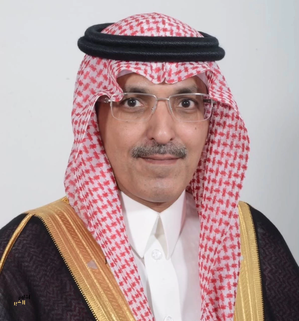 وزير المالية يرفع الشكر للقيادة بمناسبة صدور الموافقة على نظام المنافسات والمشتريات الحكومية الجديد 