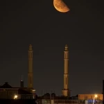 التربيع الأخير لقمر شهر صفر يُزيّن سماء المملكة