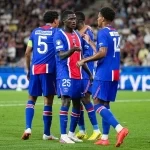 باريس سان جيرمان يهزم أستون فيلا ويتوج بكأس السوبر الأوروبي