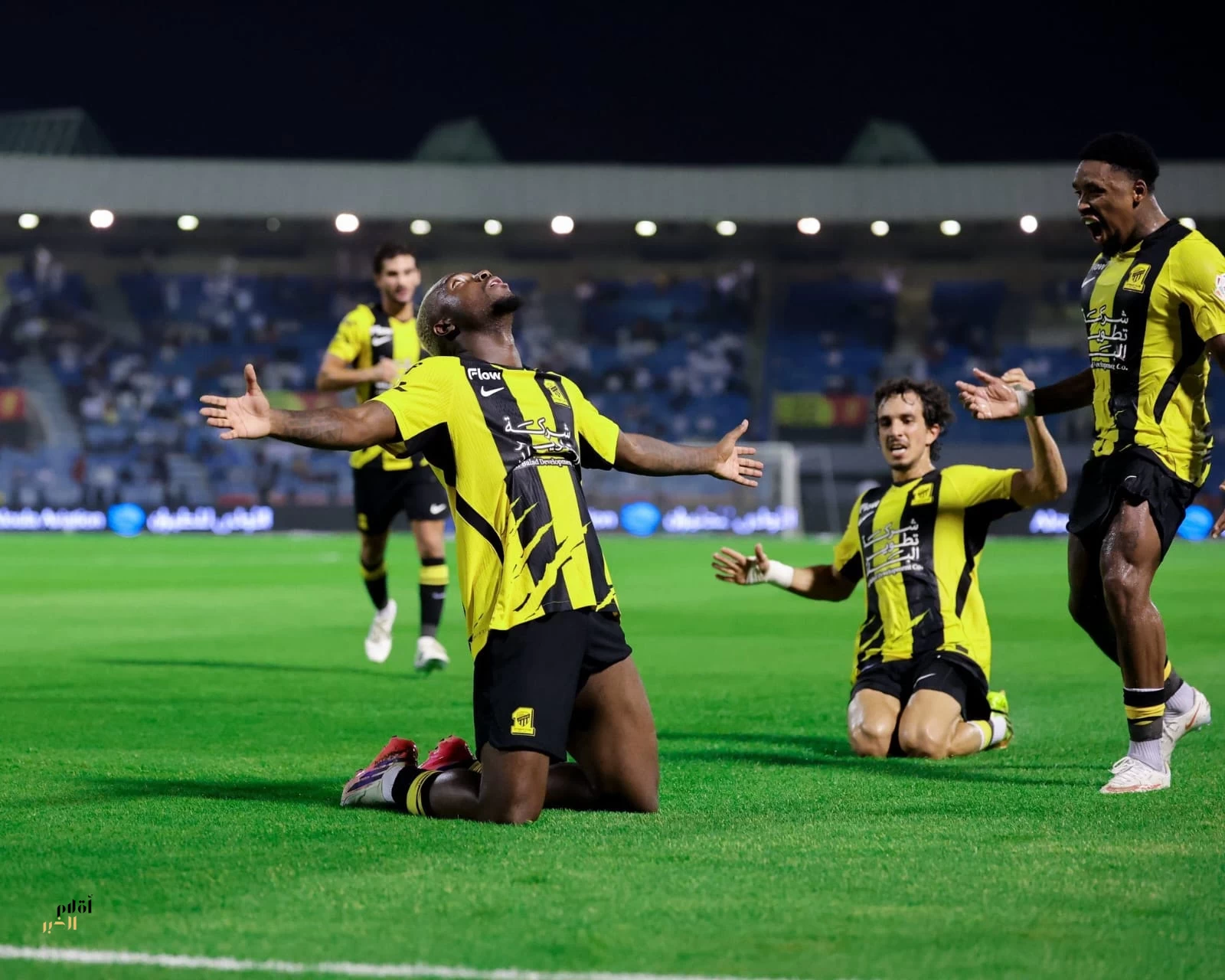 الاتحاد يتجاوز القادسية بهدف إلينيخينا ويواصل حصد النقاط