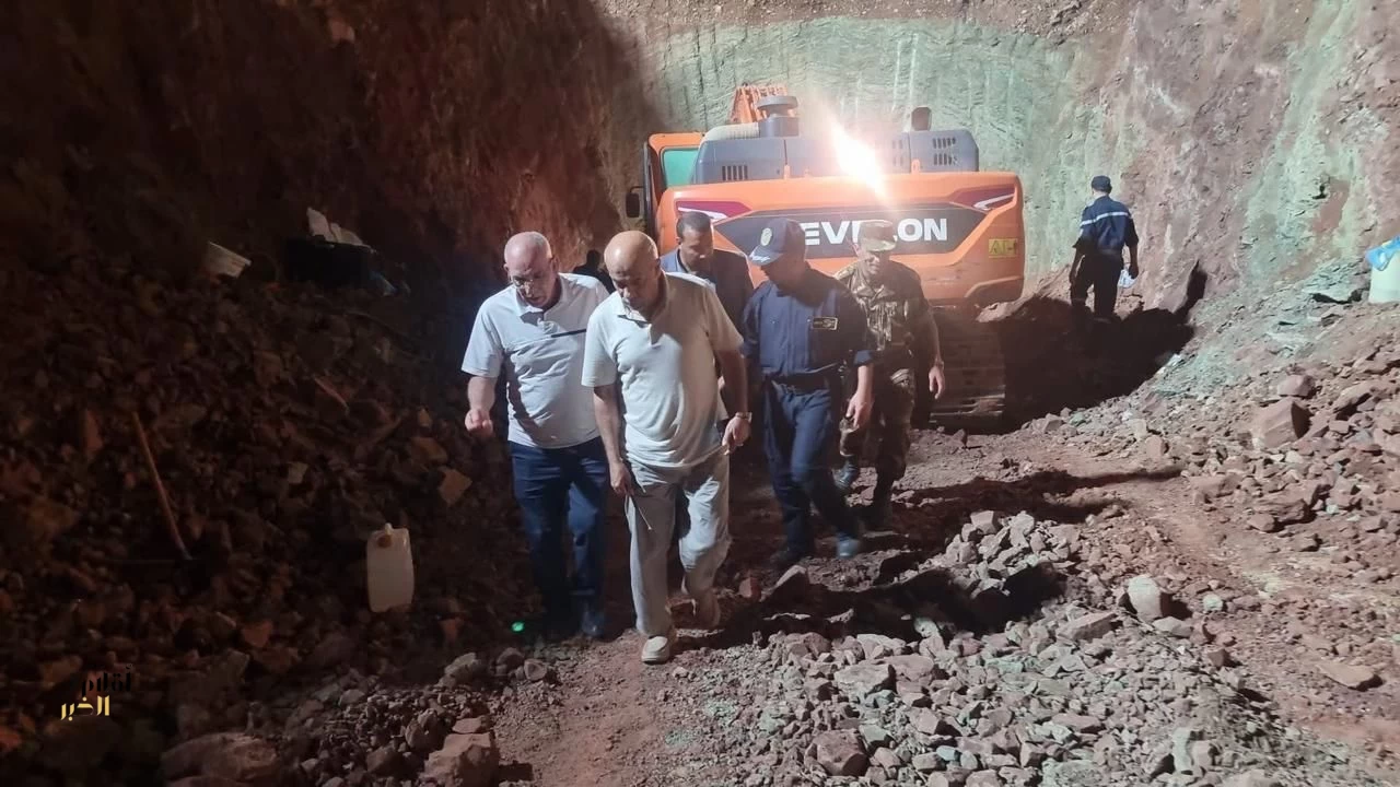 سباق مع الزمن لإنقاذ الطفل أيوب من بئر في الجزائر