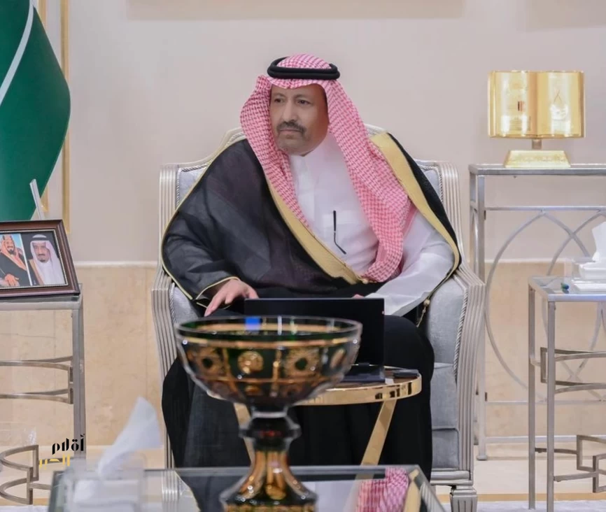 أمير الباحة يدشن المركز التعليمي للجامعة السعودية الإلكترونية بالمنطقة