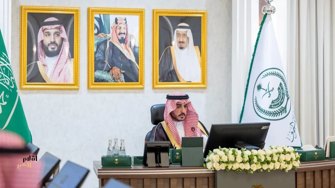 أمير منطقة الجوف يرأس اجتماع لجنة الدفاع المدني الرئيسة بالمنطقة