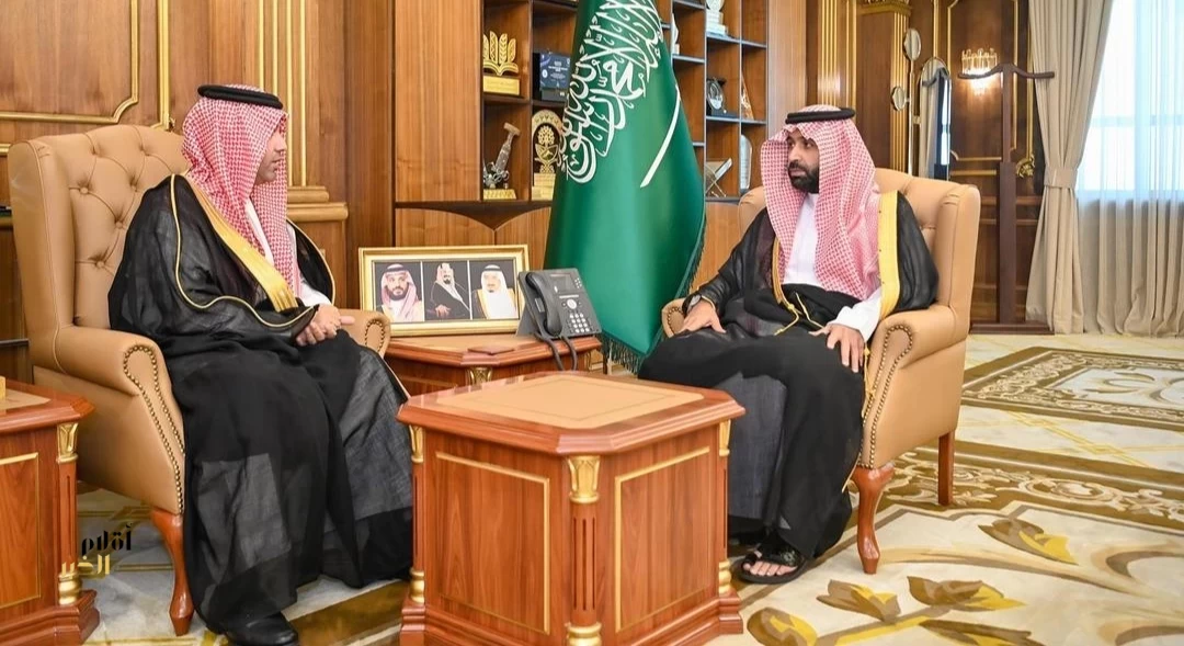 الأمير محمد بن عبدالعزيز يستقبل الرئيس التنفيذي لتجمع جازان الصحي