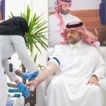 أمير منطقة الحدود الشمالية يشارك في الحملة الوطنية التي أطلقها سمو ولي العهد للتبرع بالدم