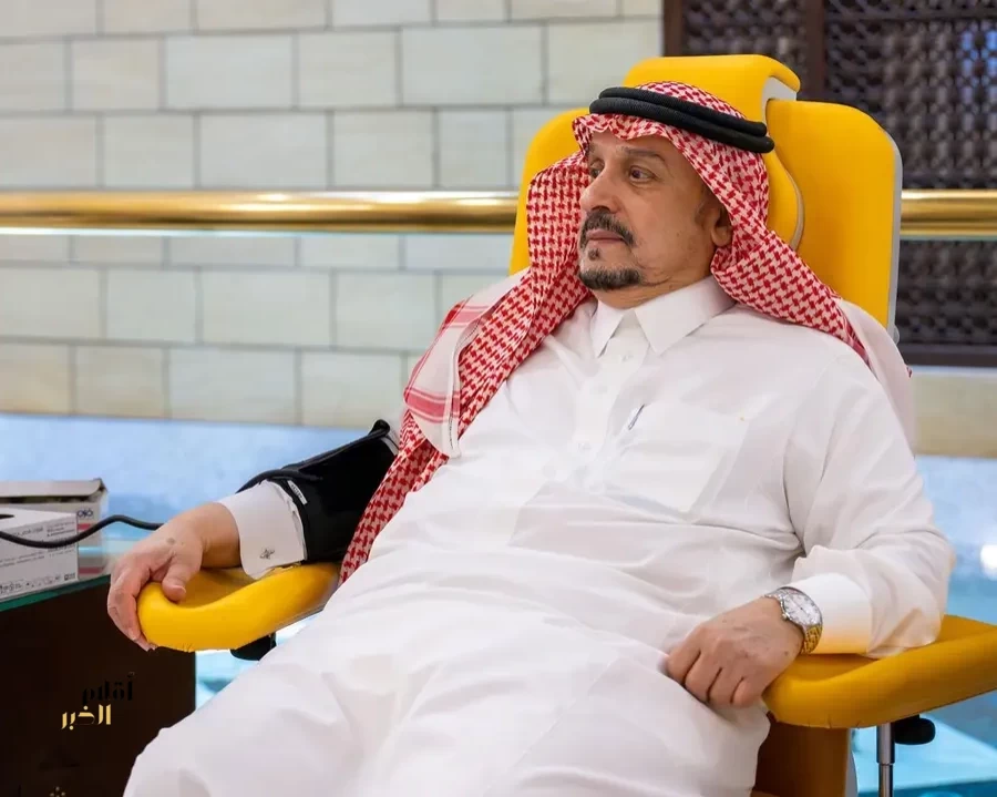 أمير منطقة الرياض يشارك في الحملة الوطنية السنوية للتبرع بالدم التي أطلقها سمو ولي العهد