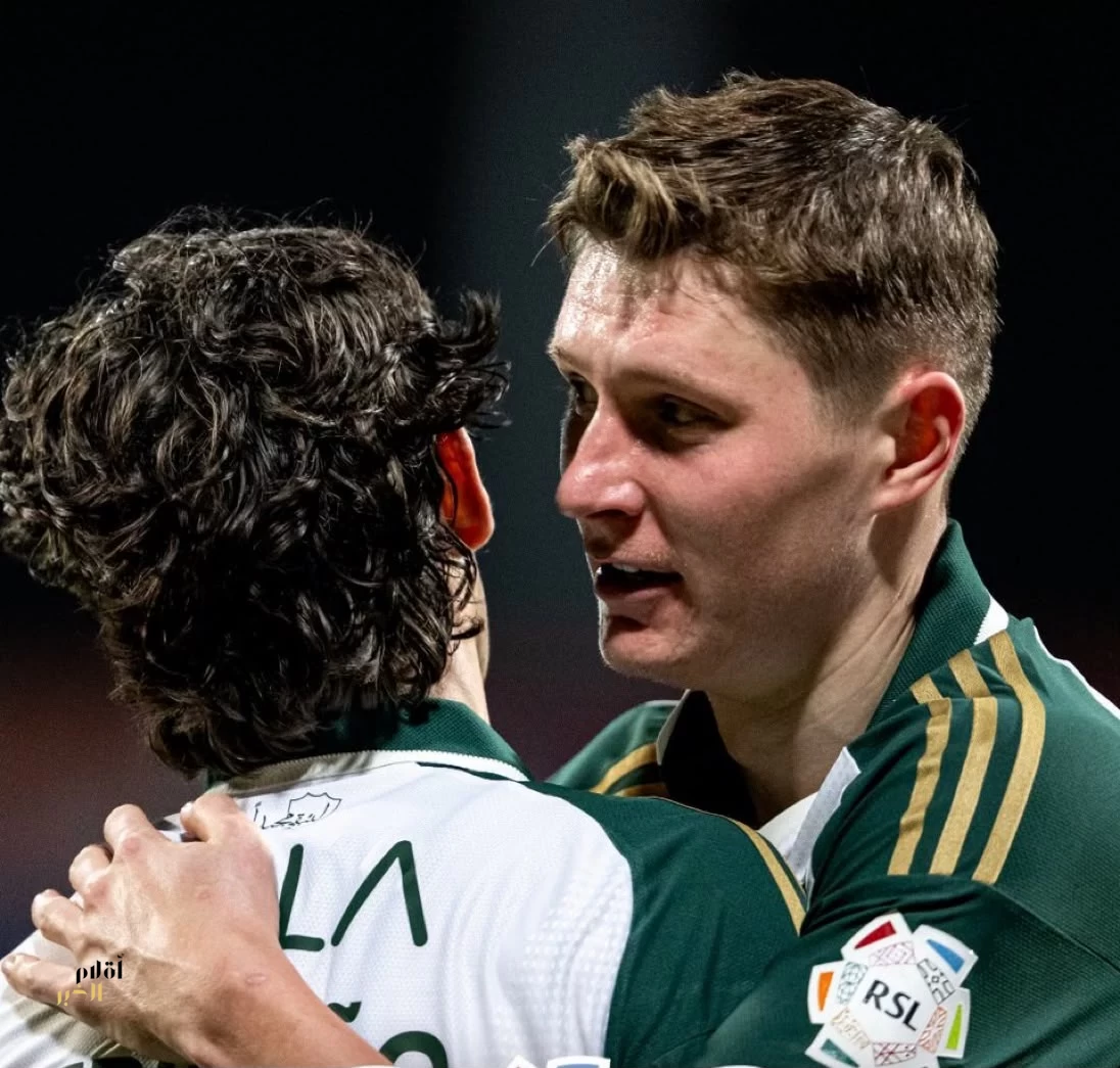 الأهلي يتجاوز الفيحاء بثلاثية مثيرة في دوري روشن