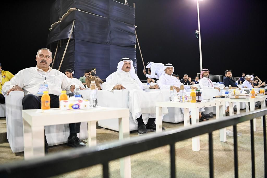 وكيــل إمارة جـــازان للشؤون الأمنية وأمين عام مجلس المنطقة يحضران تصفيات بطولة اتحاد غرب آسيا لكرة القدم الشاطئية.