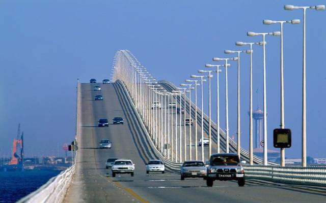 جسر الملك فهد يشهد عبور 1400 مركبة كل ساعة