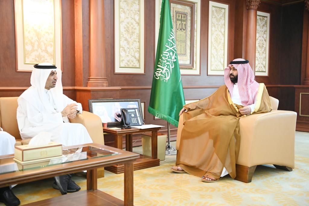 سمو نائب أمير جازان يستقبل الرئيس التنفيذي لهيئة التراث