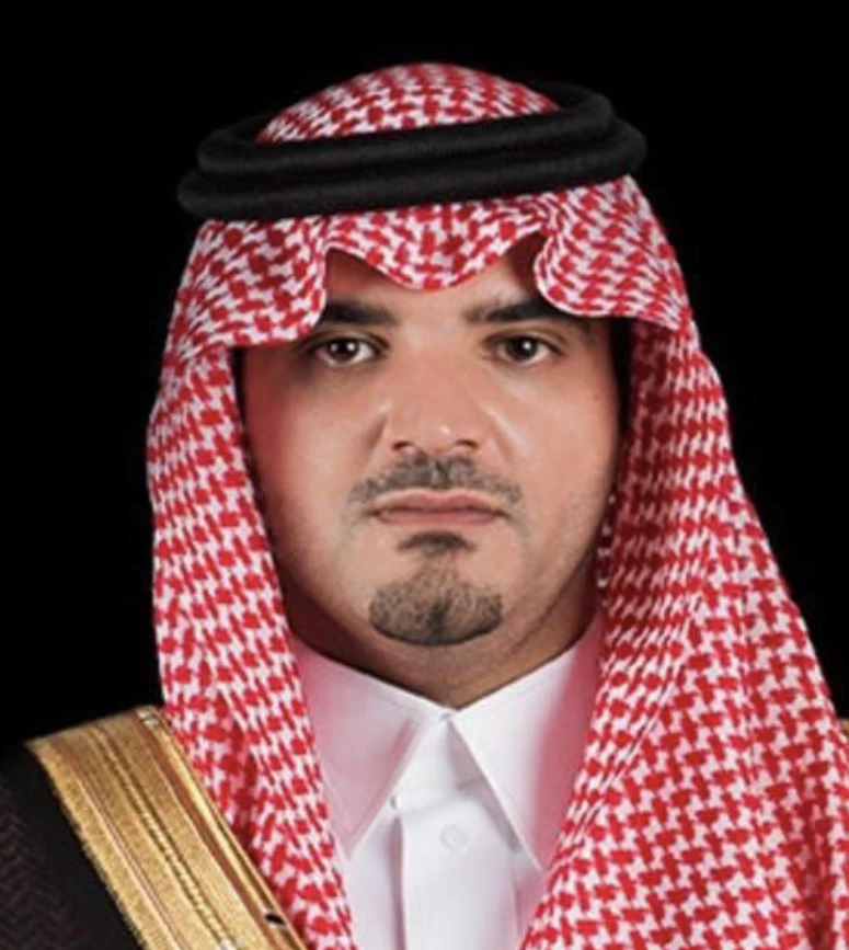 وزير الداخلية يعزي أبناء "دراج" في وفاة والدهم