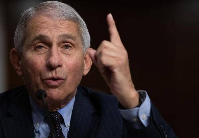 ​​​​​​​بعد إعلان نجاحه .. “فاوتشي” يكشف موعد توزيع لقاح كورونا الواعد