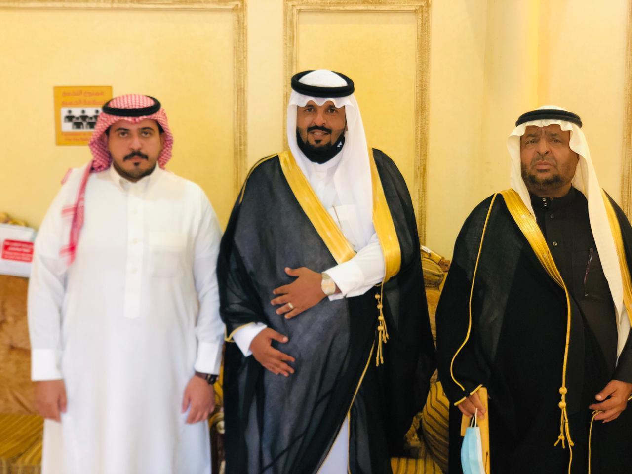 بالخزمر  يحتفلون  بزواج فهد