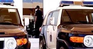 القبض على مواطن قام بإطلاق النار في الهواء من سلاح رشاش أمام إحدى بوابات مهرجان الملك عبد العزيز للإبل