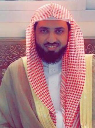 الشيخ علي الرشيدي  يقدم الشكر لكل من قدم له التعازي في وفاة والده