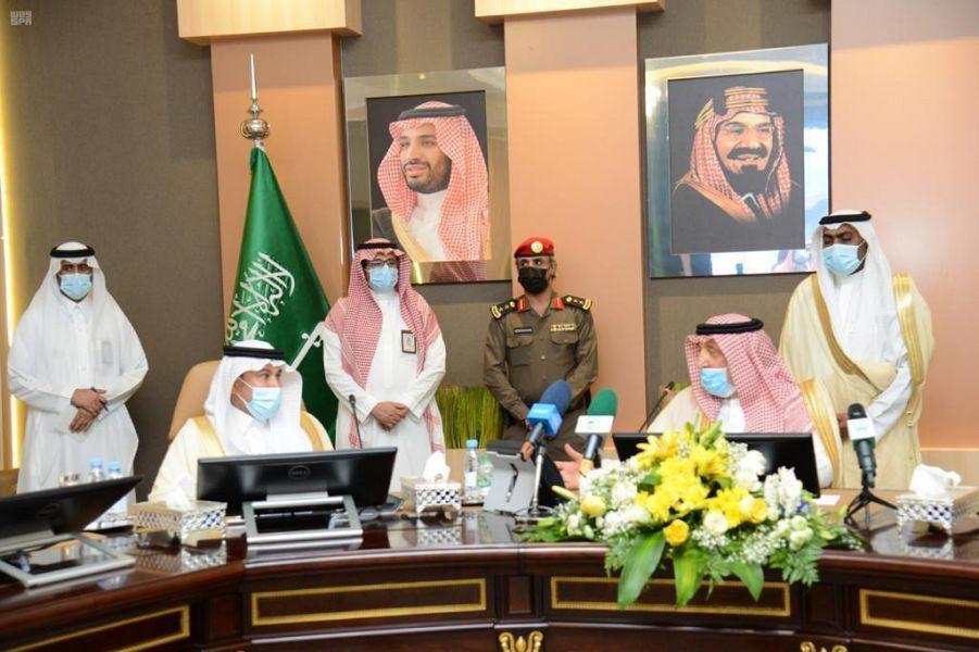 ​​​​​​​سمو أمير منطقة جازان يدشن مشروعات طرق جديدة بأكثر من مليار ريال