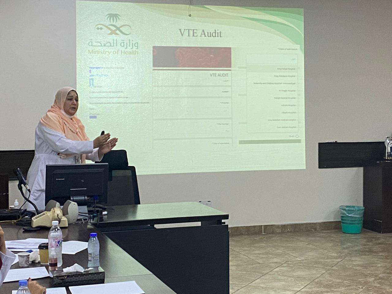 المراجعة السريرية بصحة جدة تقدم ورشة عمل حول الوقاية من الجلطات الوريدية 