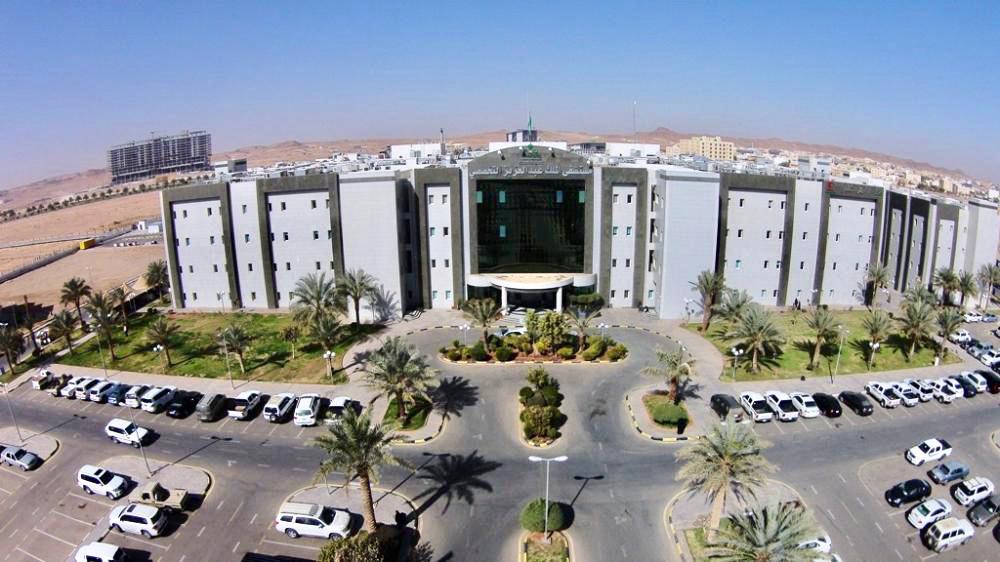 صحة الجوف تُطلق الدفعة الأولى من برنامج الطب الباطني 