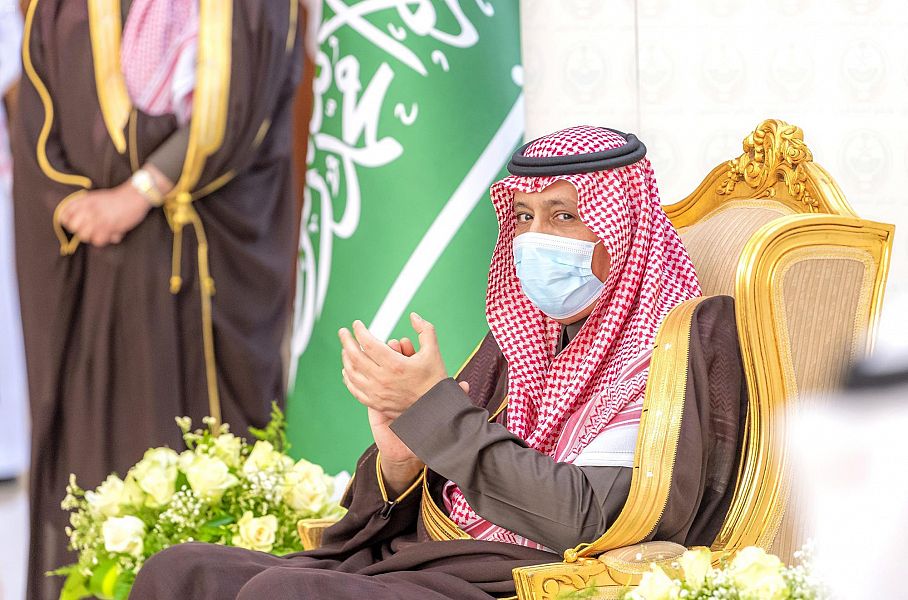 سمو أمير منطقة الباحة يدشن أول موسوعة للأدب الشفهي والطب الشعبي عن المنطقة