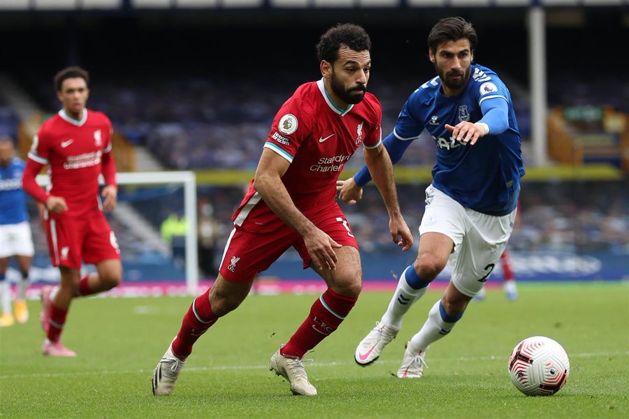 تعادل ليفربول وإيفرتون 2 -2