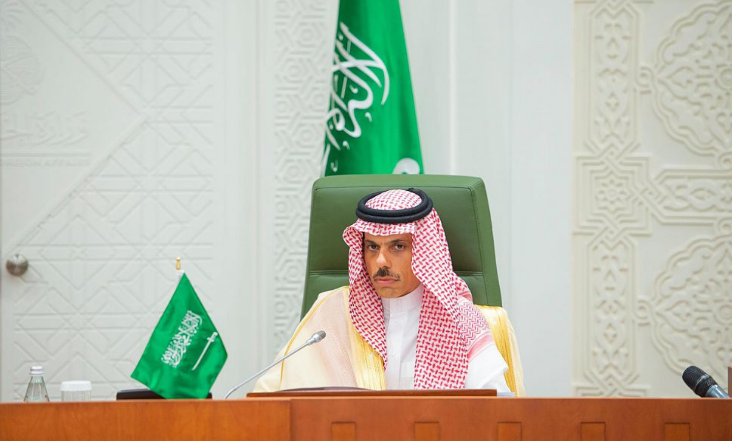 سمو وزير الخارجية يعقد مؤتمراً صحفياً مع نظيره النمساوي