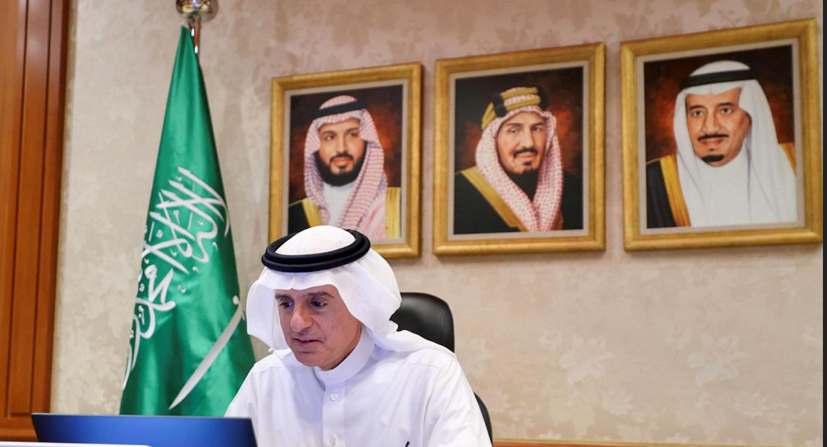 وزير الدولة للشؤون الخارجية يلتقى وزير خارجية أوزبكستان