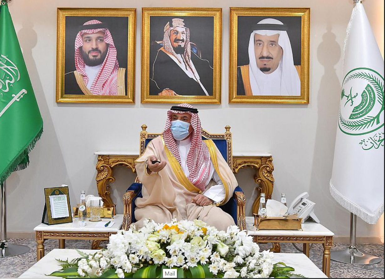 سمو أمير نجران يُدَشِن رابطة فرق الأحياء لكرة القدم بالمنطقة