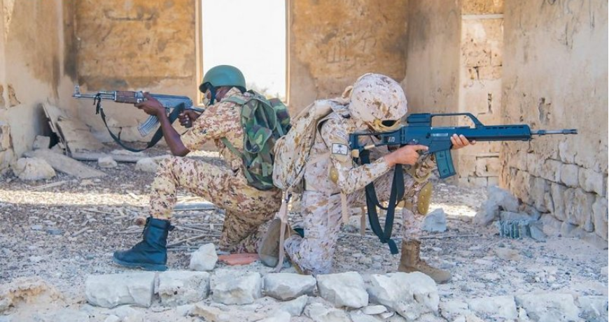 مناورات " الفلك 4" مستمرة بين البحرية السعودية والسودانية