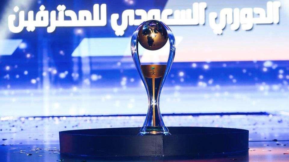 انسحاب راعي جديد للدوري وتفاقمت أزمة "رابطة المحترفين"