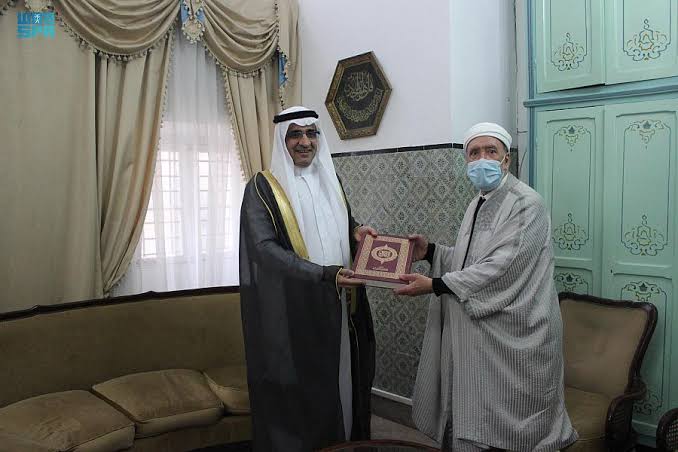 سفير المملكة لدى تونس يلتقي وزير الداخلية التونسي