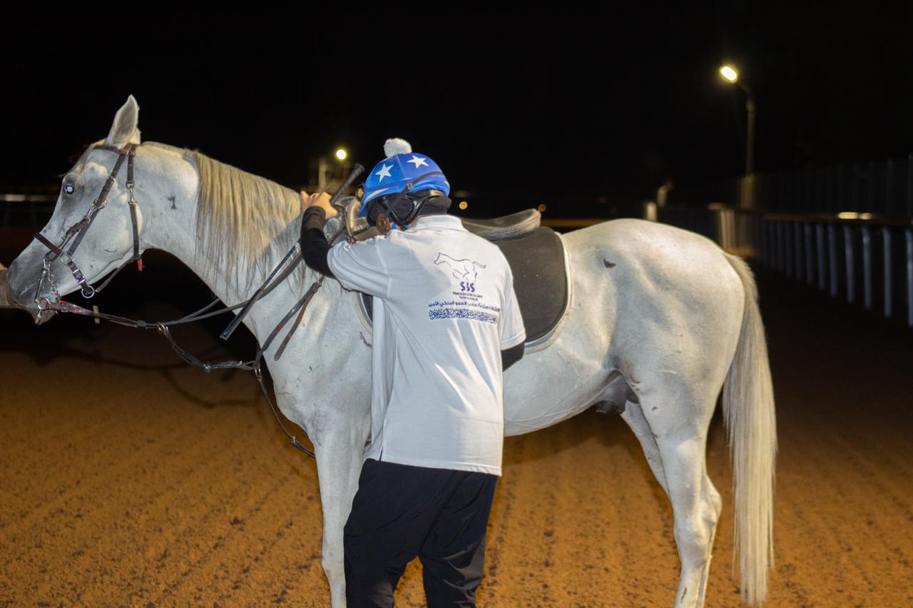 أمل فيصل أول خيالة سعودية ستشارك بميدان الملك خالد بعد المؤسس