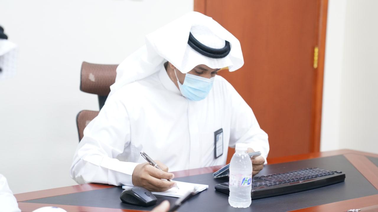 مدير ⁧‫تعليم صبيا‬⁩ يدشن مشروع التدريب وبرامج التطوير المهني