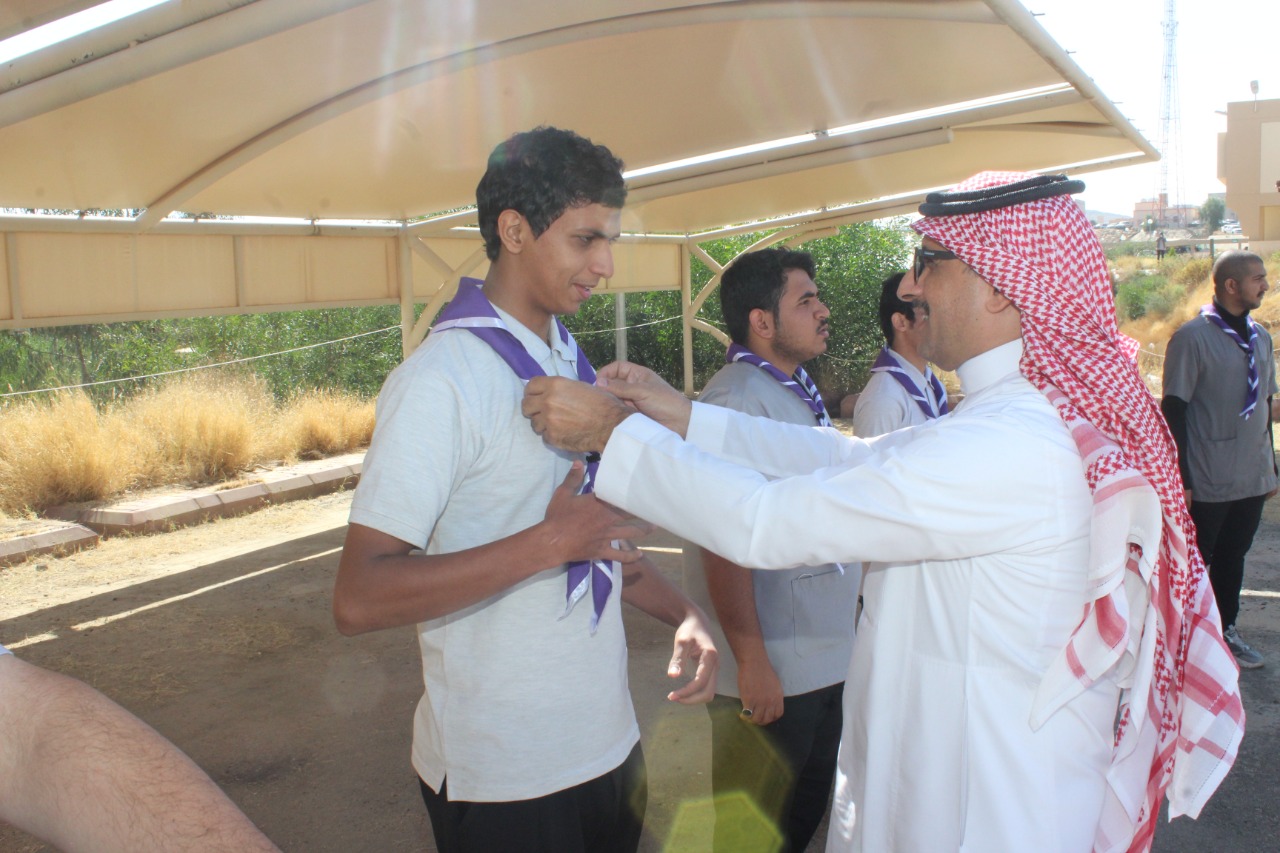 عميد الكلية التقنية بأبها يفتتح الصالة الرياضية ويدشن النشاط الرياضي والكشفي