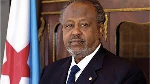 رئيس جمهورية جيبوتي يُدين الاعتداءات الإرهابية على ميناء رأس تنورة والحي السكني في مدينة الظهران