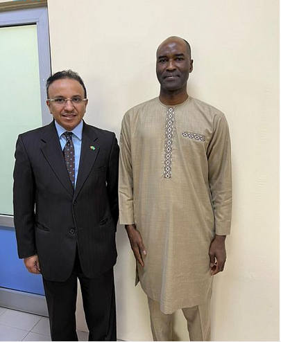 سفير المملكة لدى السنغال يلتقي بوزير الدولة المستشار الدبلوماسي للرئيس السنغالي