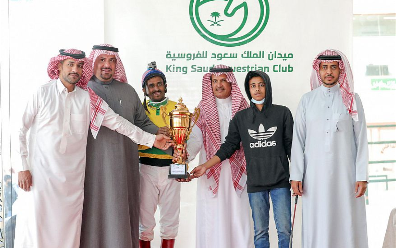 ميدان الملك سعود للفروسية بالقصيم يقيم حفل سباقه الـ21