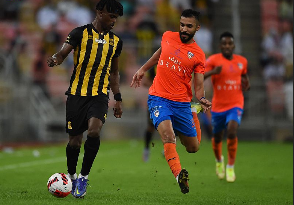 الاتحاد يتغلّب على نظيره الفيحاء بهدفين دون مقابل في دوري كأس الأمير محمد بن سلمان