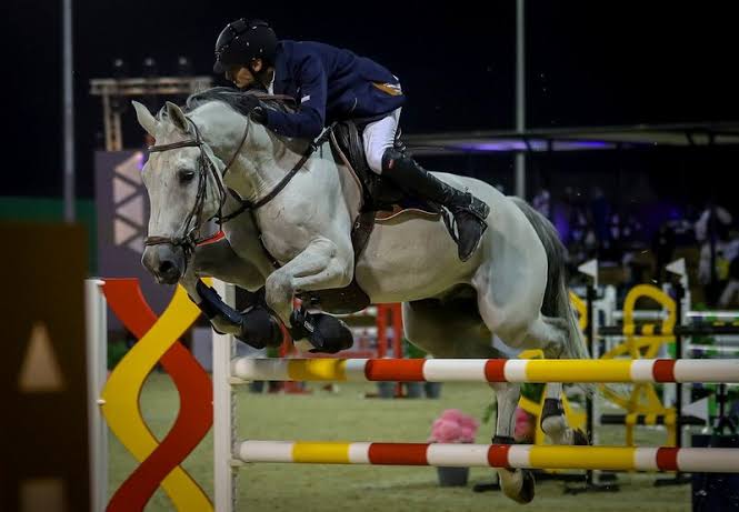 الفارس شربتلي بطل الأسبوع الأول من "جولات الرياض" لقفز الحواجز بـ 3 أشواط