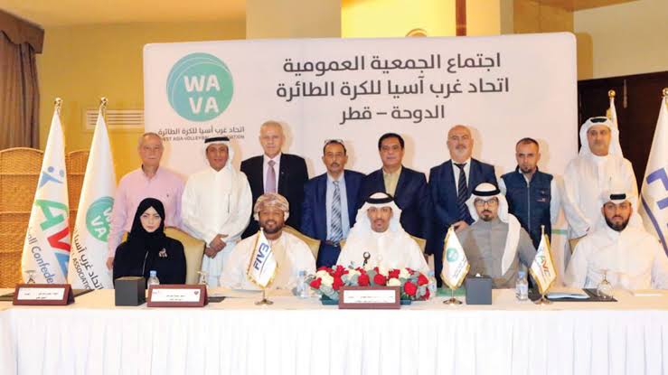 مجلس اتحاد غرب آسيا لكرة الطائرة يعتمد 8 أعضاء سعوديين في لجانه