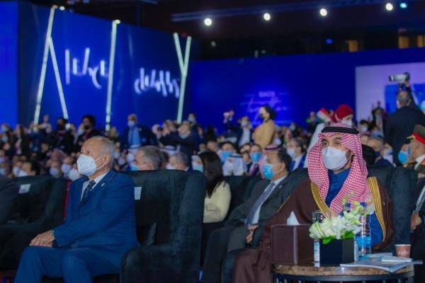 نيابة عن خادم الحرمين الشريفين وسمو ولي العهد.. سمو وزير الرياضة يشارك في افتتاح منتدى شباب العالم بشرم الشيخ