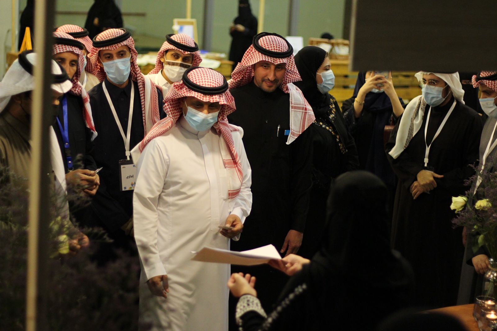 عمادة شؤون الطلاب تقييم فعالية مخيم التسويق الالكتروني وفعالية بريق نور للأيتام