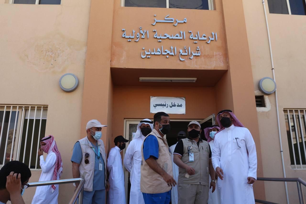 مدير "صحة مكة المكرمة" يفاجئ مراكز "تطمن" بجولة تفقدية
