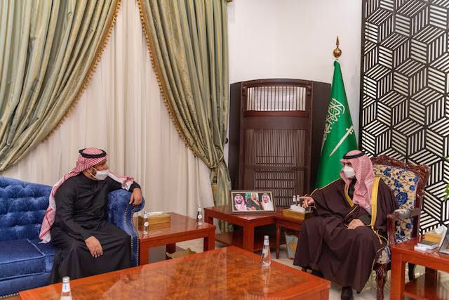 أمير الجوف يستقبل رئيس وأعضاء مجلس إدارة نادي العروبة