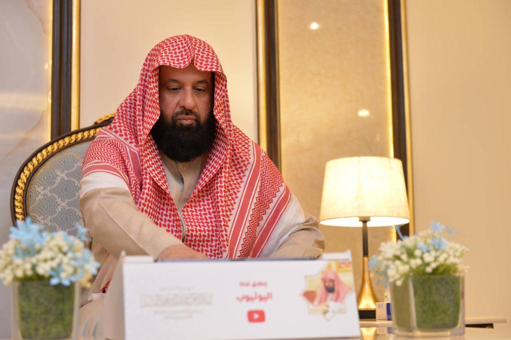 أ.د. السند يطلق قناته العلمية على منصة (اليوتيوب)